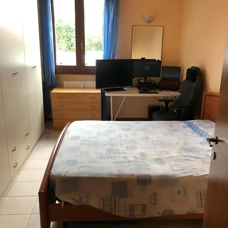 Bilocale Cascina Massaro * 波尔佩纳泽德尔加尔达